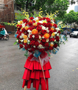 Kệ hoa chúc mừng khai trương đỏ