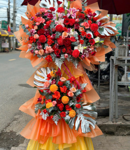 Kệ hoa khai trương đỏ